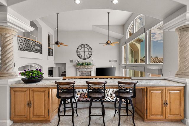 19450 Hidden Lakes Ln, Acampo, CA 95220