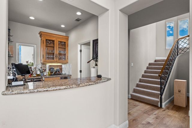 19450 Hidden Lakes Ln, Acampo, CA 95220