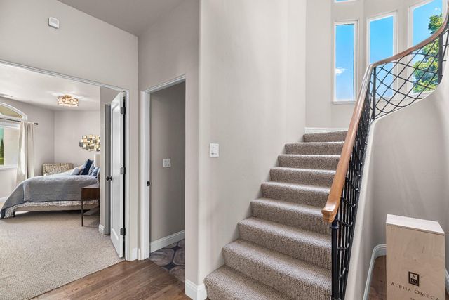 19450 Hidden Lakes Ln, Acampo, CA 95220