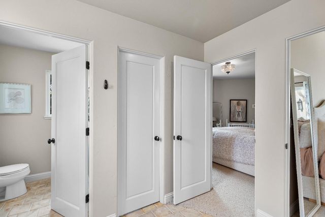 19450 Hidden Lakes Ln, Acampo, CA 95220