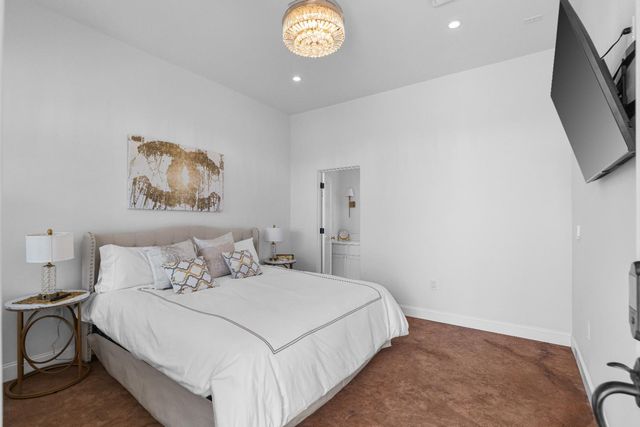 19450 Hidden Lakes Ln, Acampo, CA 95220