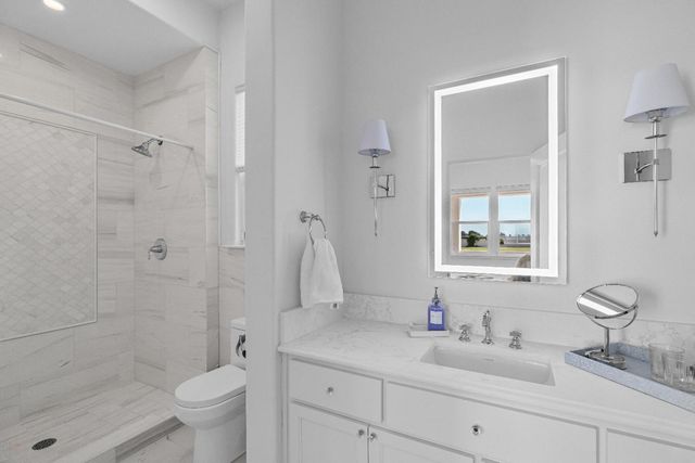 19450 Hidden Lakes Ln, Acampo, CA 95220