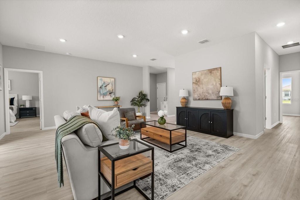 Image 4 of property listing at 5400 BELMAR DRIVE, Sebring, FL 33872