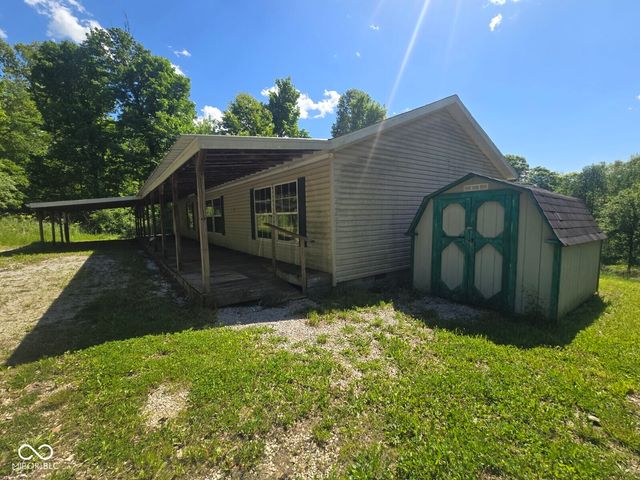 10877 McCracken Drive, Poland, IN 47868