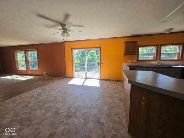 10877 McCracken Drive, Poland, IN 47868