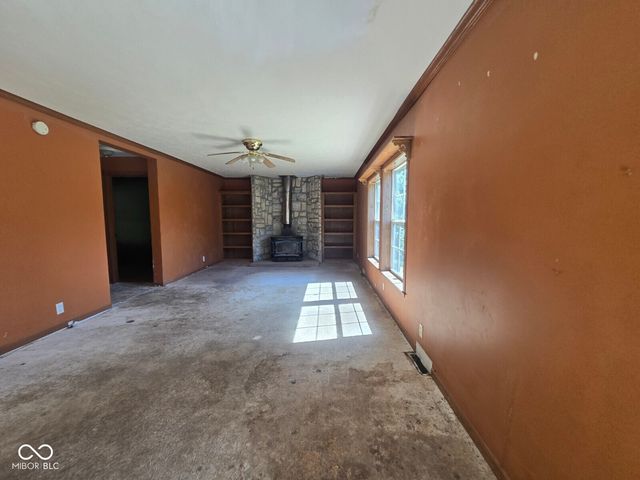 10877 McCracken Drive, Poland, IN 47868