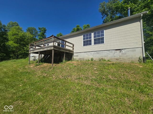 10877 McCracken Drive, Poland, IN 47868