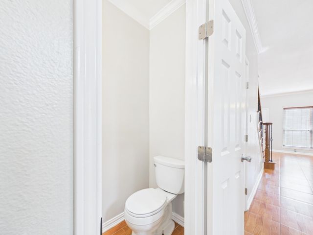 4001 Tanglewilde Street 709, Houston, TX 77063