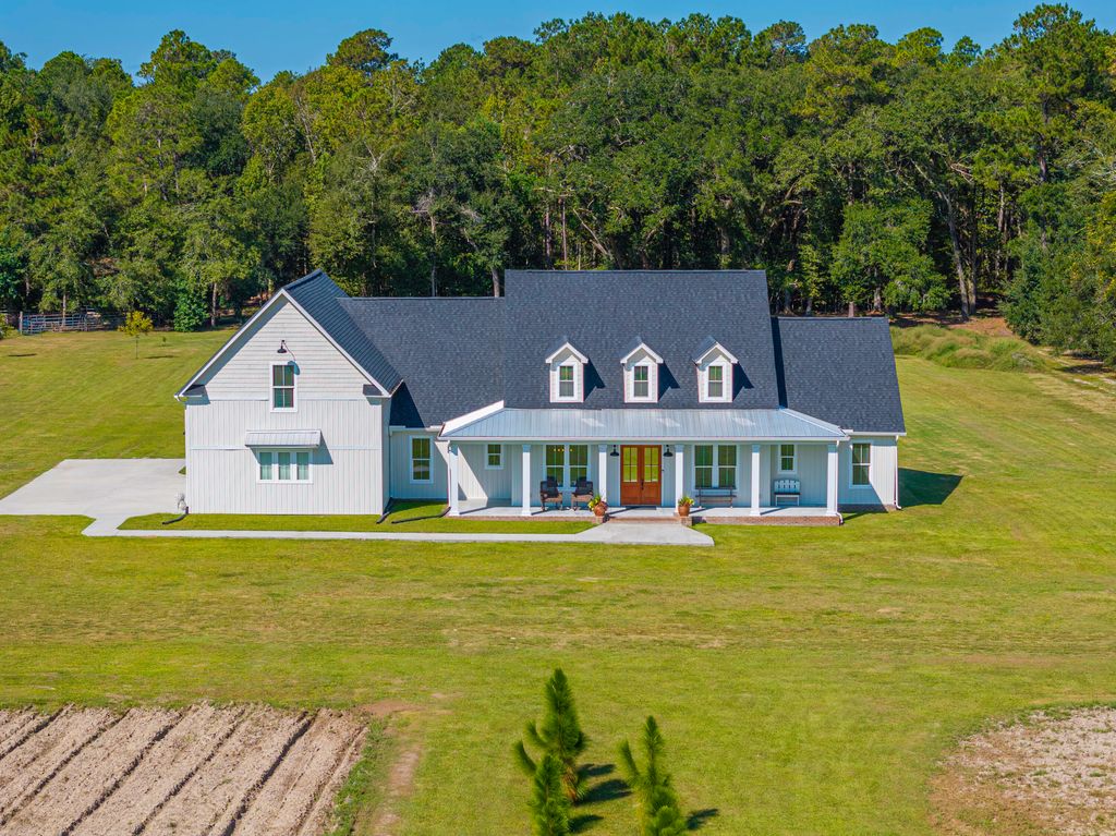 1014 Fire Hill Road, Walterboro, SC 29488