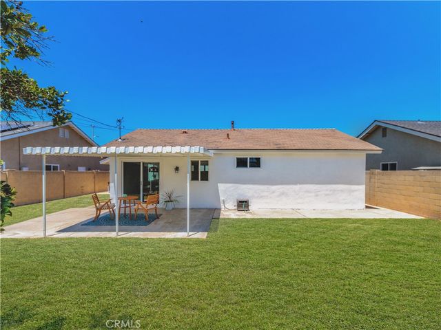 9312 Nautilus, Huntington Beach, CA 92646