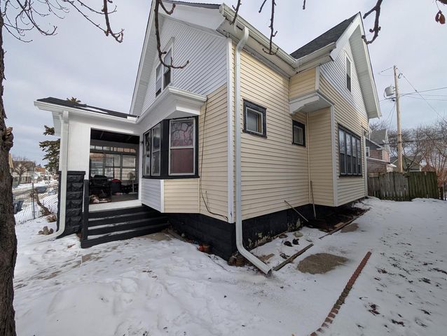 2538 N Hubbard STREET, Milwaukee, WI 53212