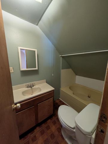 2538 N Hubbard STREET, Milwaukee, WI 53212