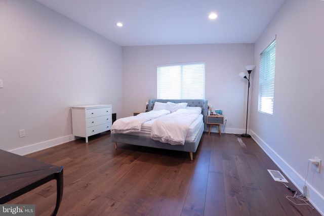 1710 MARK LN, Rockville, MD 20852