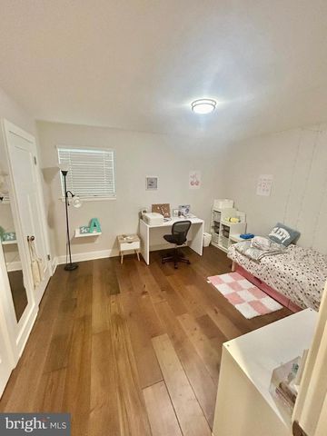 1710 MARK LN, Rockville, MD 20852