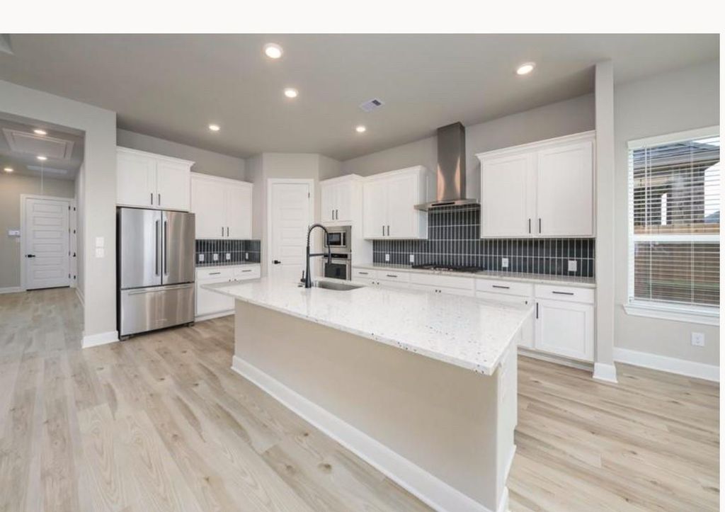 2007 Tioga View Drive, Rosharon, TX 77583