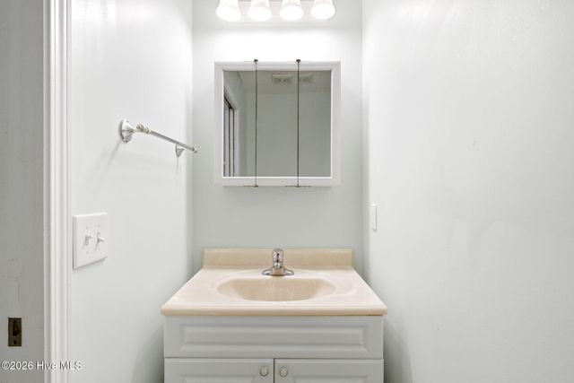 130 Fairview Road, Leland, NC 28451