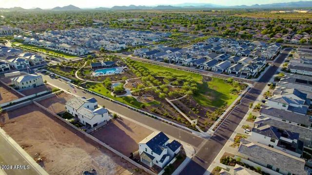 5016 E Gallop Way, Scottsdale, AZ 85254
