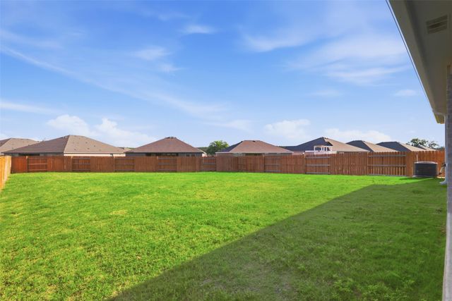 109 Bruin Paw DR, Georgetown, TX 78628