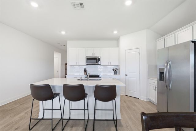 109 Bruin Paw DR, Georgetown, TX 78628