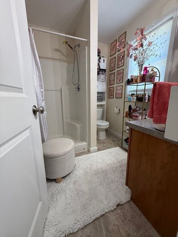 36 Caffoni 17, Leominster, MA 01453