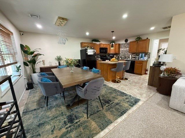 36 Caffoni 17, Leominster, MA 01453