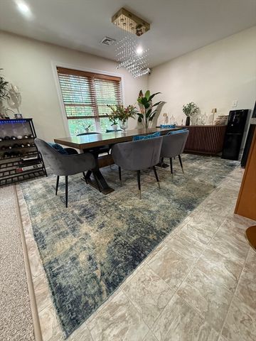 36 Caffoni 17, Leominster, MA 01453
