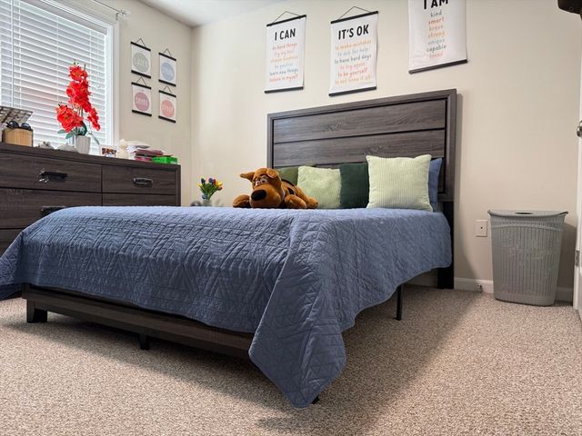 36 Caffoni 17, Leominster, MA 01453