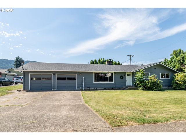 6731 THURSTON Rd, Springfield, OR 97478