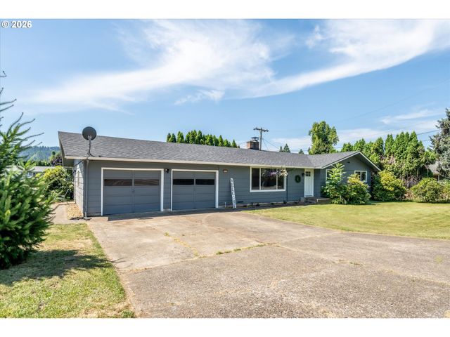 6731 THURSTON Rd, Springfield, OR 97478