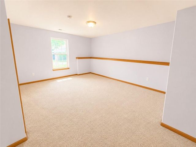 809 SW Graystone Drive, Grain Valley, MO 64029
