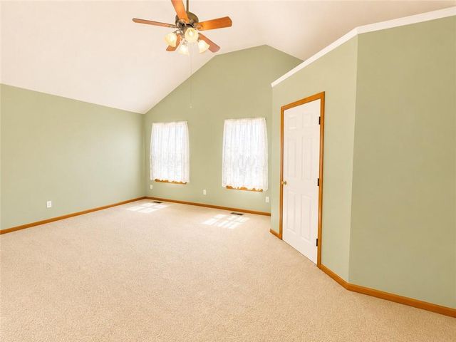 809 SW Graystone Drive, Grain Valley, MO 64029