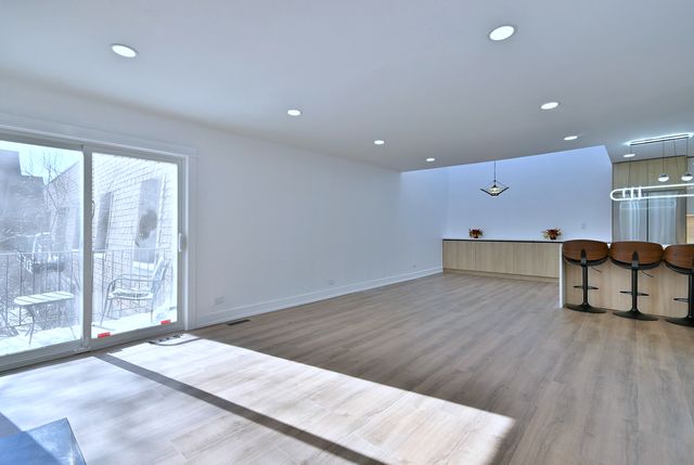 1230 Park Avenue W 225, Highland Park, IL 60035