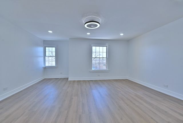 1230 Park Avenue W 225, Highland Park, IL 60035