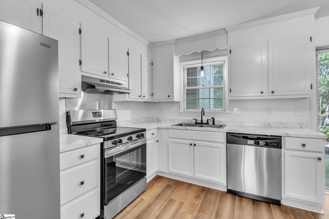 1 Hartsville Drive Unit 16, Taylors, SC 29687