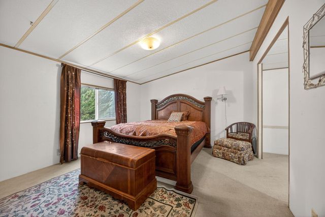 218 Hessar Street, Grants Pass, OR 97527