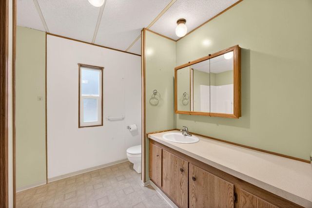 218 Hessar Street, Grants Pass, OR 97527