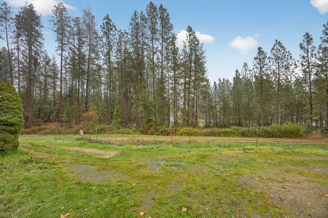 218 Hessar Street, Grants Pass, OR 97527