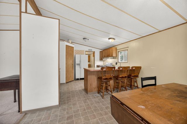 218 Hessar Street, Grants Pass, OR 97527