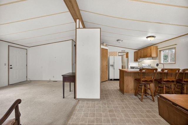 218 Hessar Street, Grants Pass, OR 97527