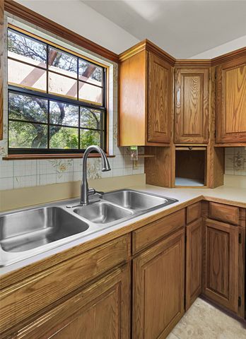 321 County Road 4275, Clifton, TX 76634
