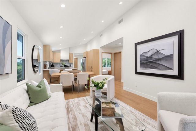 349 Kirby, Los Angeles, CA 90042