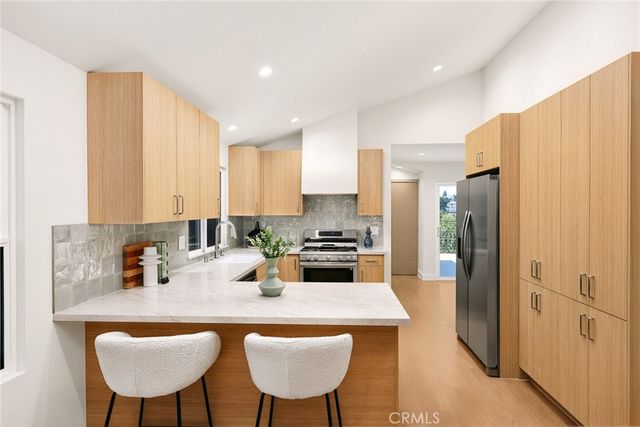 349 Kirby, Los Angeles, CA 90042