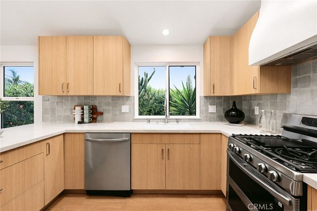 349 Kirby, Los Angeles, CA 90042