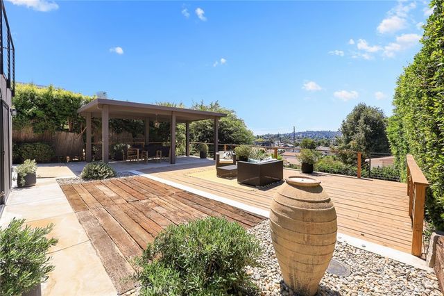 349 Kirby, Los Angeles, CA 90042