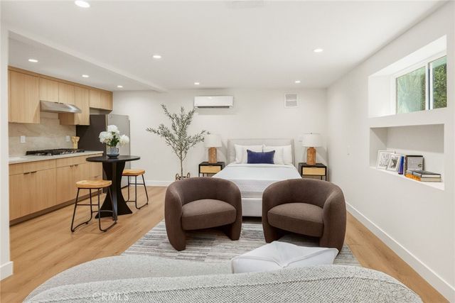 349 Kirby, Los Angeles, CA 90042