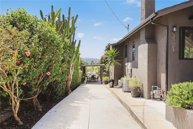 349 Kirby, Los Angeles, CA 90042