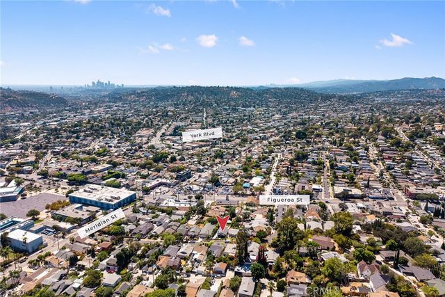 349 Kirby, Los Angeles, CA 90042