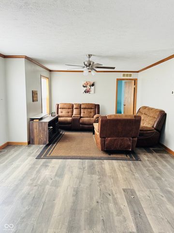 5495 E Greensburg Road, Franklin, IN 46131