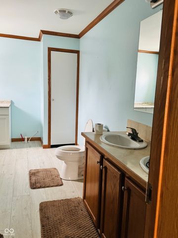 5495 E Greensburg Road, Franklin, IN 46131