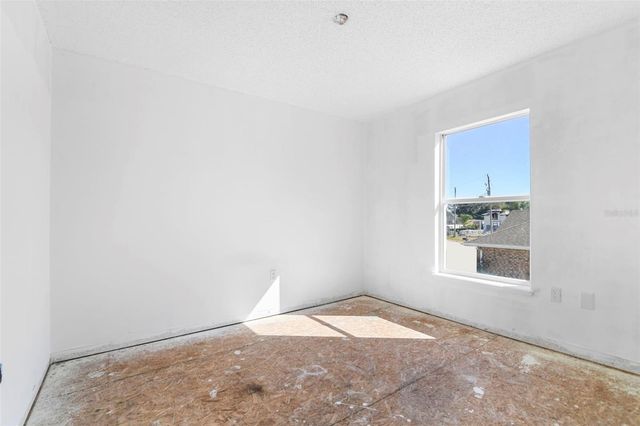 22 LONGFELLOW DRIVE, Palm Coast, FL 32137